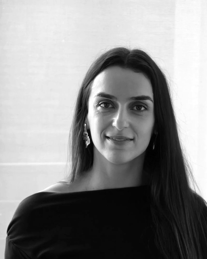 Jéssica Silva, Administrativa